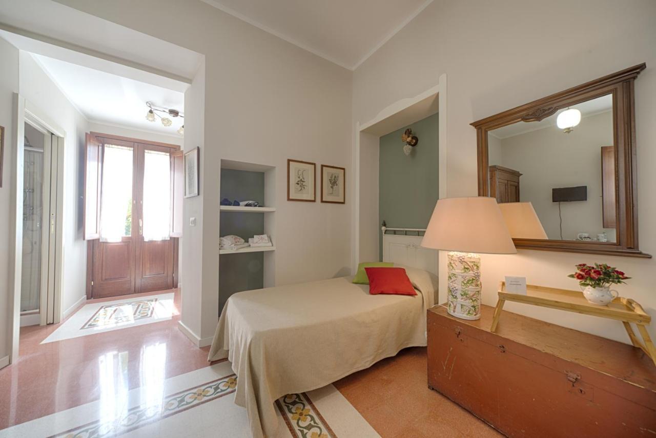 B&B A Casa Di Teresa Olbia Exteriör bild